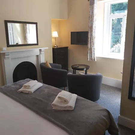 Elton Guest House-2